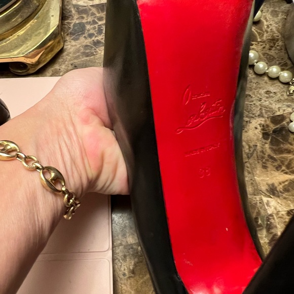 Christian LV - Picture 5 of 7